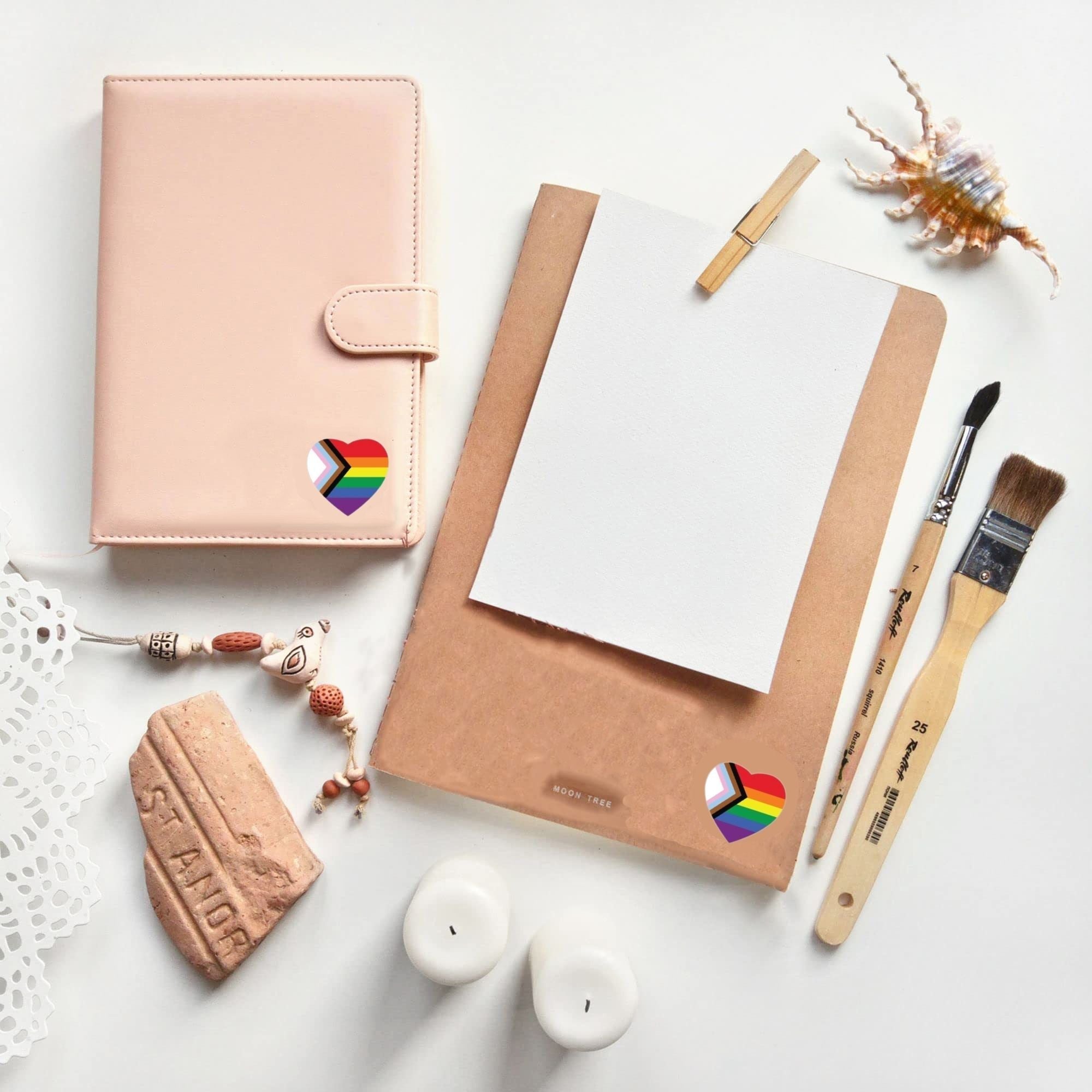 Roll Of Pride Love Stickers (250)